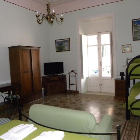 Novecento Apartman Lipari Kültér fotó