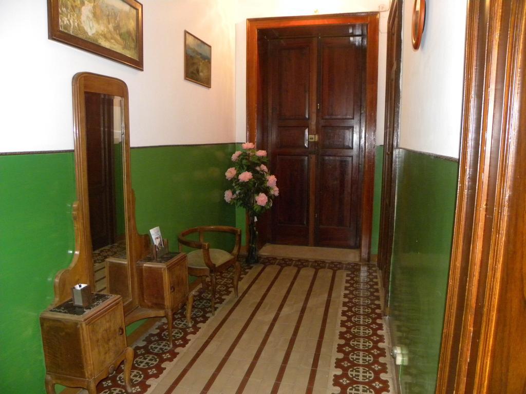 Novecento Apartman Lipari Szoba fotó